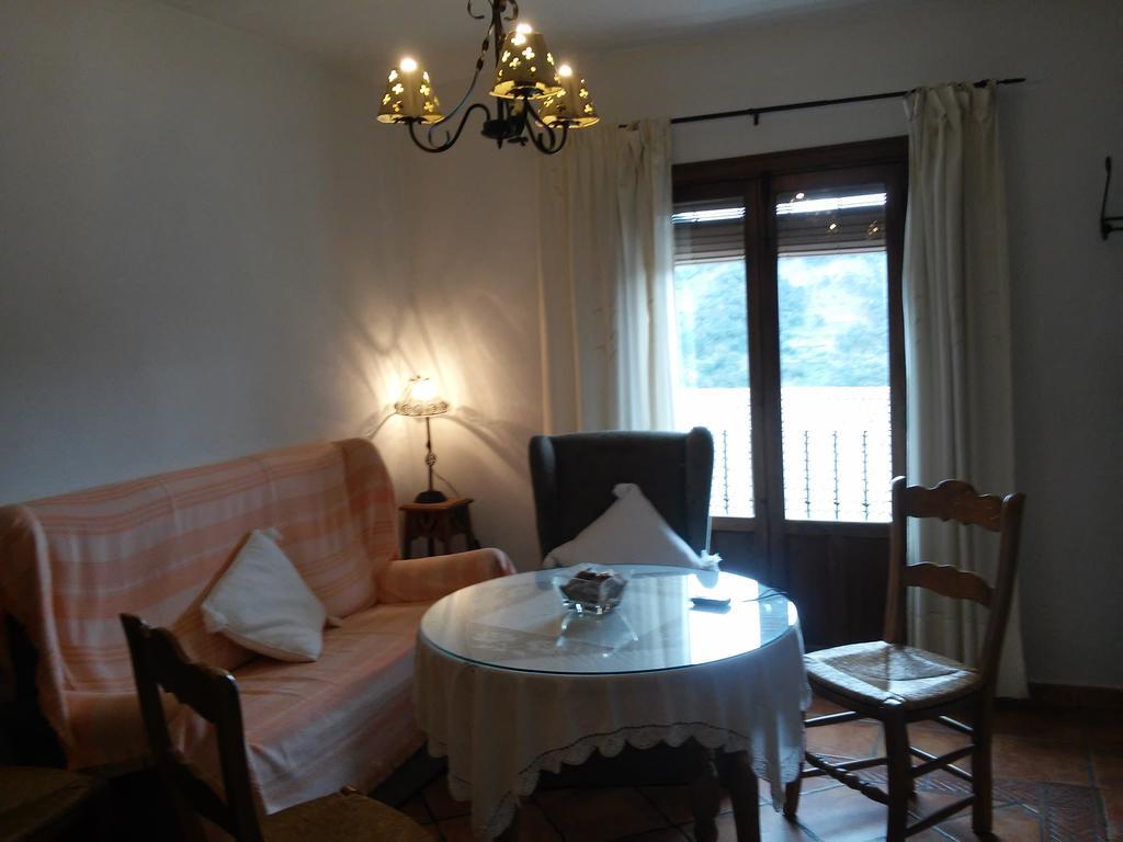 Apartamentos Rurales Jardines Del Visir Genalguacil Exterior foto